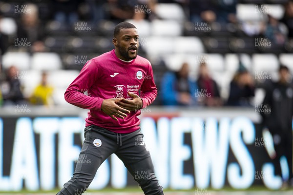 051122 - Swansea City v Wigan Athletic - Sky Bet Championship - Olivier Ntcham of Swansea City during the warm up