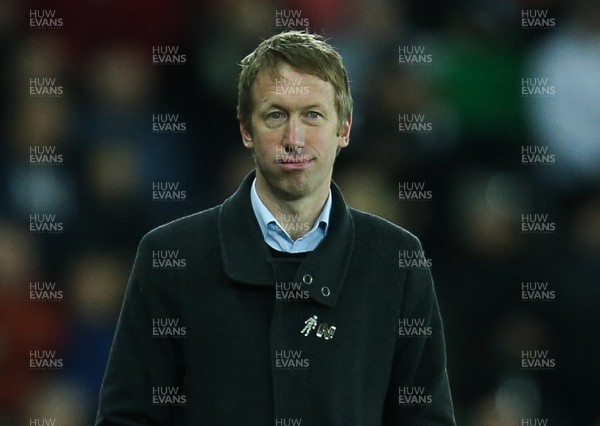 291218 - Swansea City v Wigan Athletic, SkyBet Championship - Swansea City manager Graham Potter reacts during the match