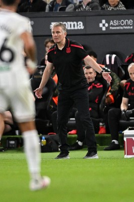 050926 - Swansea City v Wrexham - Sky Bet Championship - Phil Parkinson, Wrexham Manager