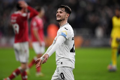 191225 - Swansea City v Wrexham - Sky Bet Championship - Liam Cullen of Swansea City celebrates the win at full time