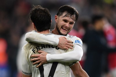 191225 - Swansea City v Wrexham - Sky Bet Championship - Liam Cullen of Swansea City and Goncalo Franco of Swansea City celebrates the win at full time