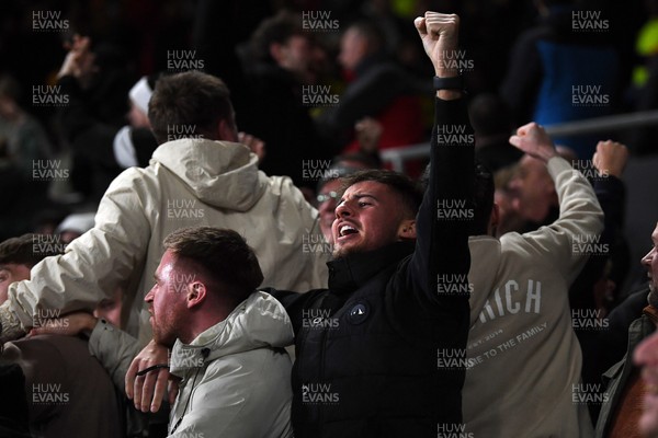 191225 - Swansea City v Wrexham - Sky Bet Championship - Swansea fans celebrate after Zan Vipotnik of Swansea City scores the equalising goal