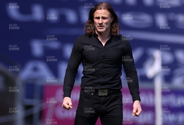 170421 - Swansea City - Wycombe Wanderers - SkyBet Championship - Wycombe Wanderers Manager Gareth Ainsworth
