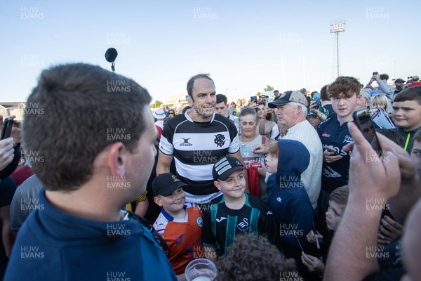 310523 - Swansea RFC v Barbarians RFC - Alun Wyn Jones of Barbarians is surrounded by fans at full time
