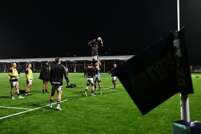 151026 - Swansea RFC v Cardiff RFC - Super Rygbi Cymru - Swansea take on Cardiff at the newly opened St Helens