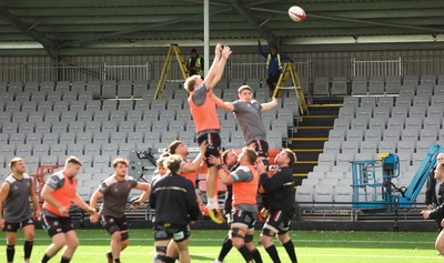 101026 Swansea RFC v Ebbw Vale, Super Rugbi Cymru - Work continues on the electrics at the redevelopment during the warm up and match