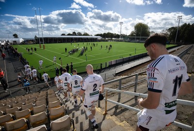 101026 Swansea RFC v Ebbw Vale, Super Rugbi Cymru - Swansea make their way to the pitch for the start of the match