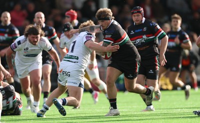 101026 Swansea RFC v Ebbw Vale, Super Rugbi Cymru - Ryan Jenkins of Ebbw Vale charges forward