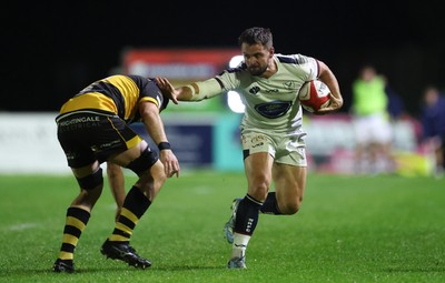 021025 - Swansea RFC v Newport RFC, Super Rygbi Cymru - Joe Thomas of Swansea