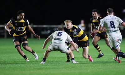 021025 - Swansea RFC v Newport RFC, Super Rygbi Cymru - Dai Richards of Newport takes on Callum Bowden of Swansea and Jacob Hopkins of Swansea