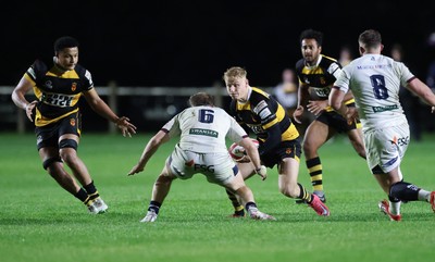 021025 - Swansea RFC v Newport RFC, Super Rygbi Cymru - Dai Richards of Newport takes on Callum Bowden of Swansea and Jacob Hopkins of Swansea