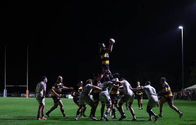 021025 - Swansea RFC v Newport RFC, Super Rygbi Cymru - Newport win the line out