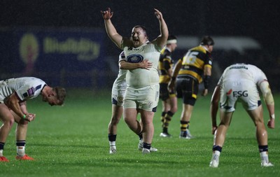 021025 - Swansea RFC v Newport RFC, Super Rygbi Cymru - Tom Crockett of Swansea celebrates on the final whistle
