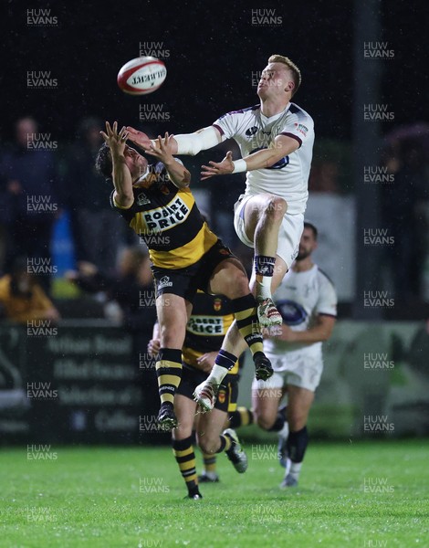 021025 - Swansea RFC v Newport RFC, Super Rygbi Cymru - Lewis Edwards of Swansea  and Matt O’Brien of Newport compete for the ball