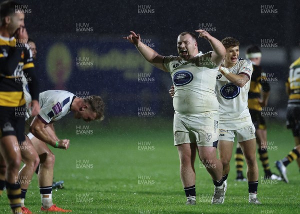 021025 - Swansea RFC v Newport RFC, Super Rygbi Cymru - Tom Crockett of Swansea celebrates on the final whistle