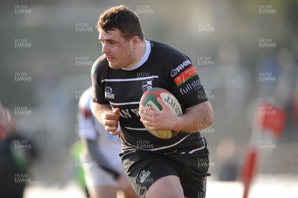 020313 - Swansea v Pontypridd - Principality Premiership -Huw Dowden of Pontypridd runs in to score try