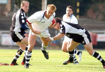 Swansea v Pontypridd 041003