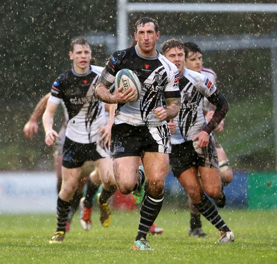 Swansea v Pontypridd 090115