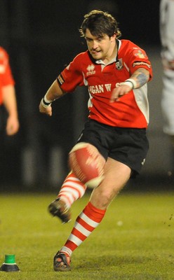 12.03.10 - Principality Premiership Rugby, Swansea v Pontypridd Ponty's Kristian Baller kicks for goal 