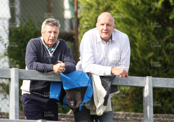 190915 Swansea RFC v Tata Steel RFC - SWALEC Championship -Richard Moriarty(R) enjoys an afternoon of rugby