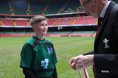 210324 - Swansea Valley v Mynydd Mawr - Welsh Schools Junior Group U11 DC Thomas Bowl Final - Players receive medals   