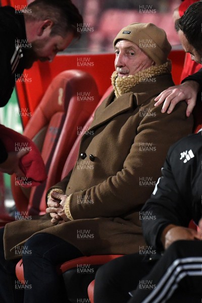 110226 - Swindon Town v Newport County - Sky Bet League 2 - Ian Holloway, Swindon Manager