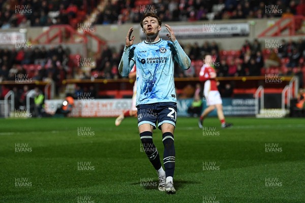 110226 - Swindon Town v Newport County - Sky Bet League 2 - Michael Spellman of Newport County goes close