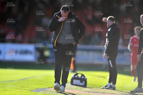 141023 - Swindon Town v Newport County - EFL SkyBet League 2 - Newport County manager Graham Coughlan