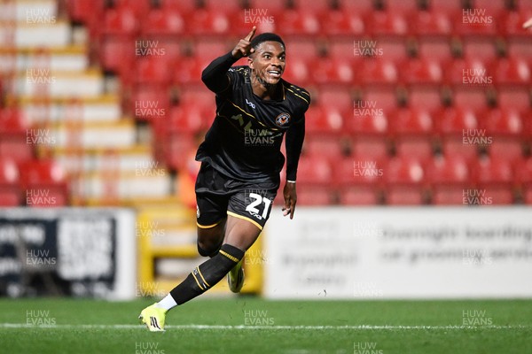 220926 - Swindon Town v Newport County - EFL Trophy -  Tanatswa Nyakuhwa of Newport County celebrates scoring a goal