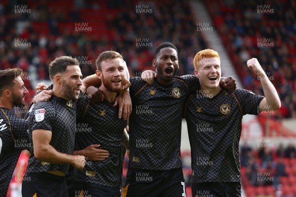 280919 - Swindon Town v Newport County - EFL SkyBet League 2 - Mark O'Brien of Newport County celebrates his goal with team mates 