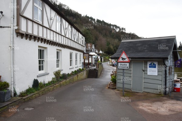 040216 - The Saracens Head at  Symonds Yat East in Herefordshire on the River Wye