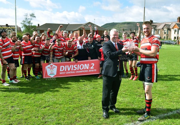 270419 - Taibach RFC v Birchgrove RFC - Division 2 West Central -  Phil Thomas from the WRU presents Scott Beard captain of Birchgrove a Rose Bowl trophy