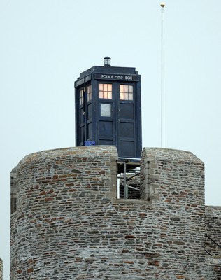 091209 - Doctor Who Filming - The Tardis sits on the tower at Caerphilly Castle, South Wales