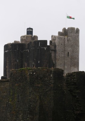 091209 - Doctor Who Filming - The Tardis sits on the tower at Caerphilly Castle, South Wales