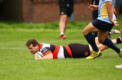 081016 Tata Steel RFC v Pontypool RFC - SWALEC Championship -Marc Thornley of Pontypool scores a try