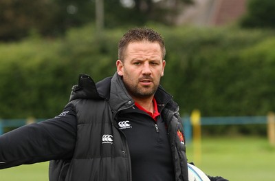 081016 Tata Steel RFC v Pontypool RFC - SWALEC Championship -Head Coach of Pontypool Leighton Jones