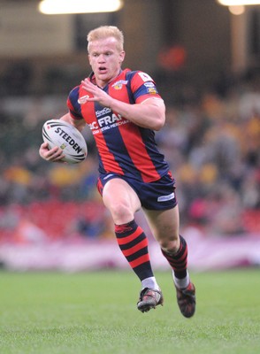 03.04.08 - Millennium Magic 2008 Rugby League Castleford Tigers v Wakefield Trinity Wildcats Wildcats Damian Blanch runs in to score try 