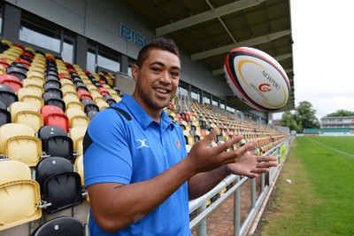 Toby Faletau Signs New Dragons Contract 050813