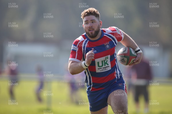 080417 - Tondu RFC v Cwmgors RFC - League 2 West Central  Matthew Davies runs in a Tondu try  