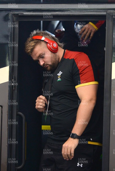 160617 - Tonga v Wales - American Express Pasifika Challenge - Tomas Francis arrives