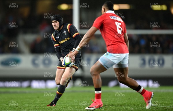 160617 - Tonga v Wales - American Express Pasifika Challenge - Sam Davies of Wales takes on David Halaifonua of Tonga