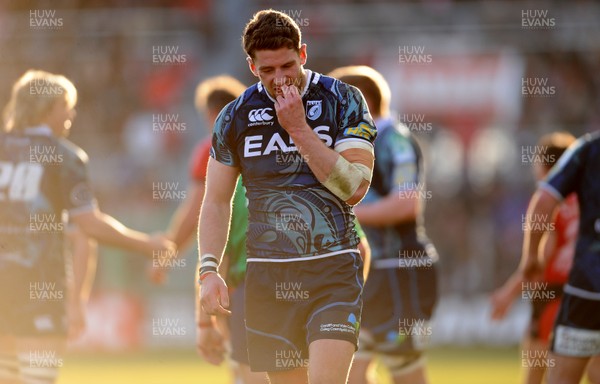 120113 - Toulon v Cardiff Blues - Heineken Cup -Alex Cuthbert of Cardiff Blues looks dejected