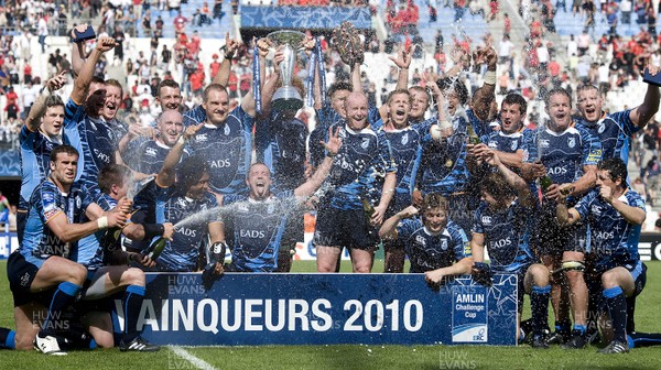 23.05.10 - Cardiff Blues v Toulon - Amlin Challenge Cup Final 2010 - Cardiff Blues celebrate winning the Challenge Cup. 