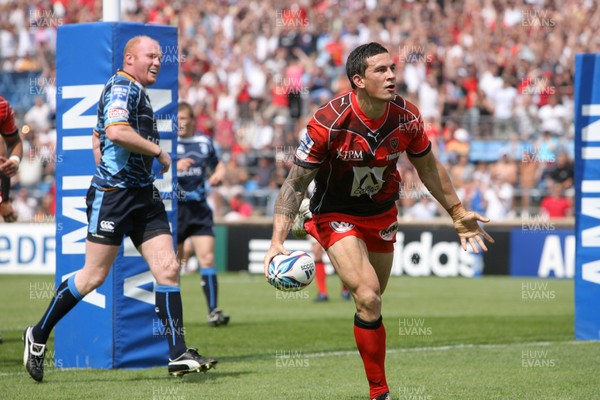 23.05.10...Cardiff Blues v Toulon... Sonny Bill Williams of Toulon celebrates his try. 