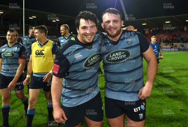 201017 - Toulouse v Cardiff Blues - European Rugby Challenge Cup - Brad Thyer and Dillon Lewis of Cardiff Blues celebrates win