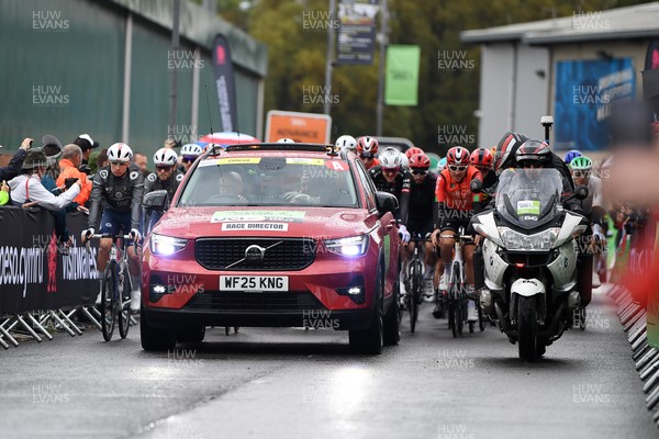 070925 - Picture shows the lead car setting off from the Geraint Thomas National Velodrome of Wales as Geraint Thomas embarks on his last ever race in Wales and takes on the last leg of the Tour of Britain from Newport to Cardiff to end his career