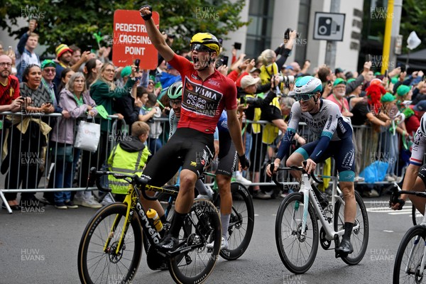 070925 - Picture shows Olav Kooij as he crosses the finish line to win the final stage of the Tour of Britain from Newport to Cardiff