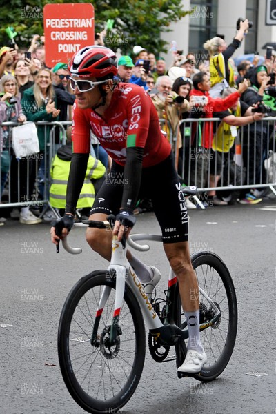 070925 - Picture shows an emotional Geraint Thomas as he crosses the finish line in Cardiff in his last ever race in Wales in the final stage of the Tour of Britain from Newport to Cardiff to end his career