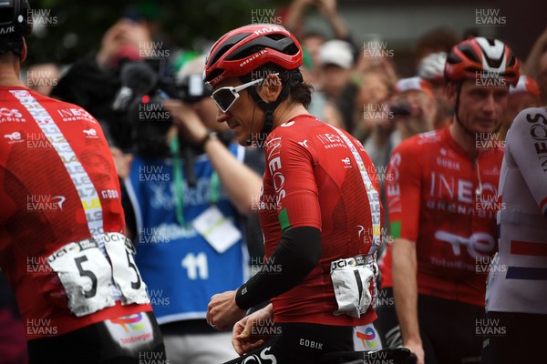 070925 - Picture shows an emotional Geraint Thomas as he crosses the finish line in Cardiff in his last ever race in Wales in the final stage of the Tour of Britain from Newport to Cardiff to end his career