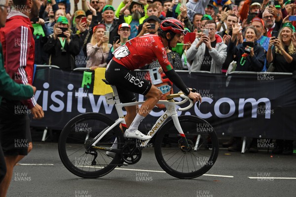 070925 - Picture shows an emotional Geraint Thomas as he crosses the finish line in Cardiff in his last ever race in Wales in the final stage of the Tour of Britain from Newport to Cardiff to end his career